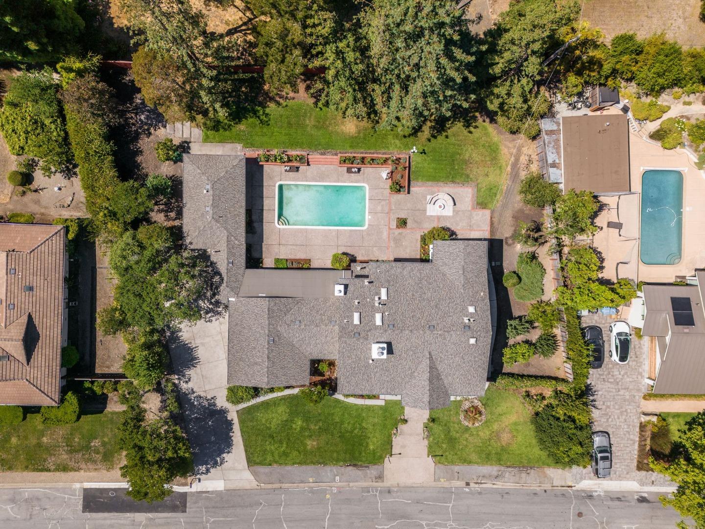 1475 Oak Rim Drive