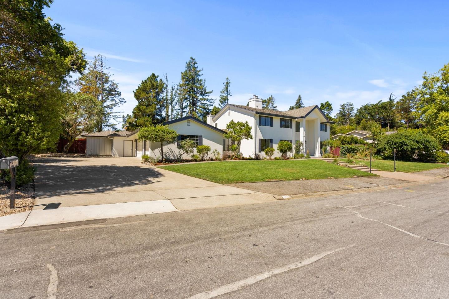 1475 Oak Rim Drive