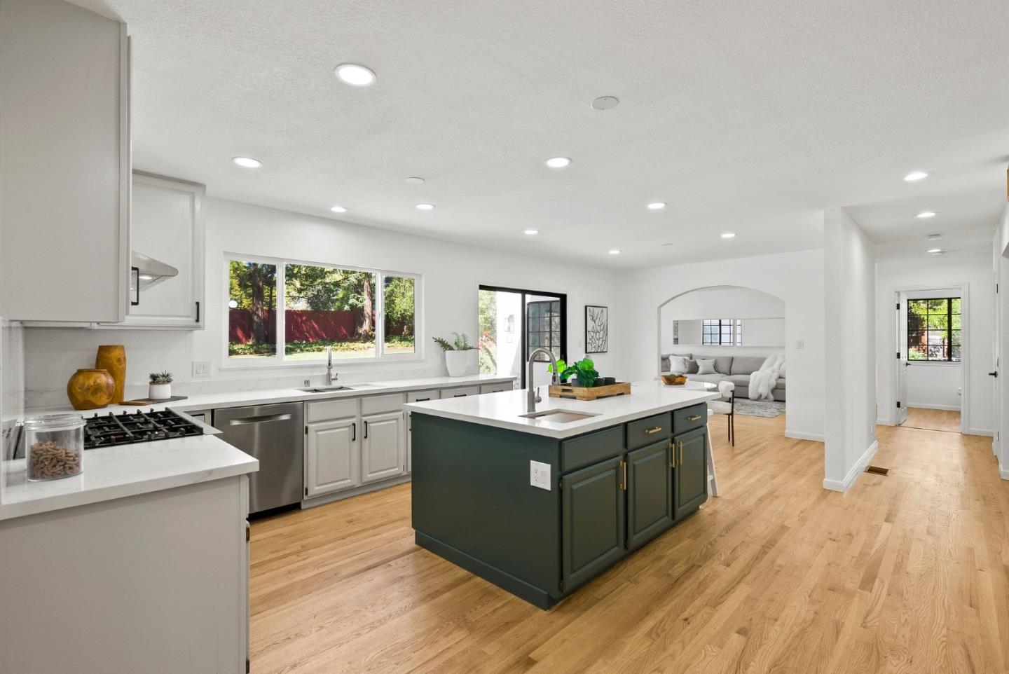 1475 Oak Rim Drive