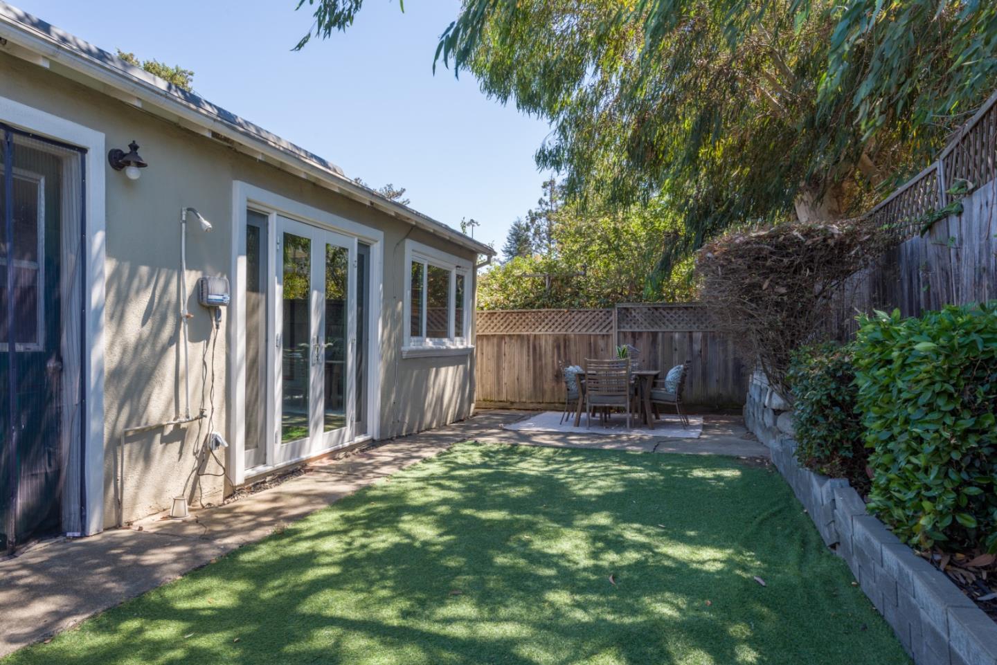 2622 Ensenada Way