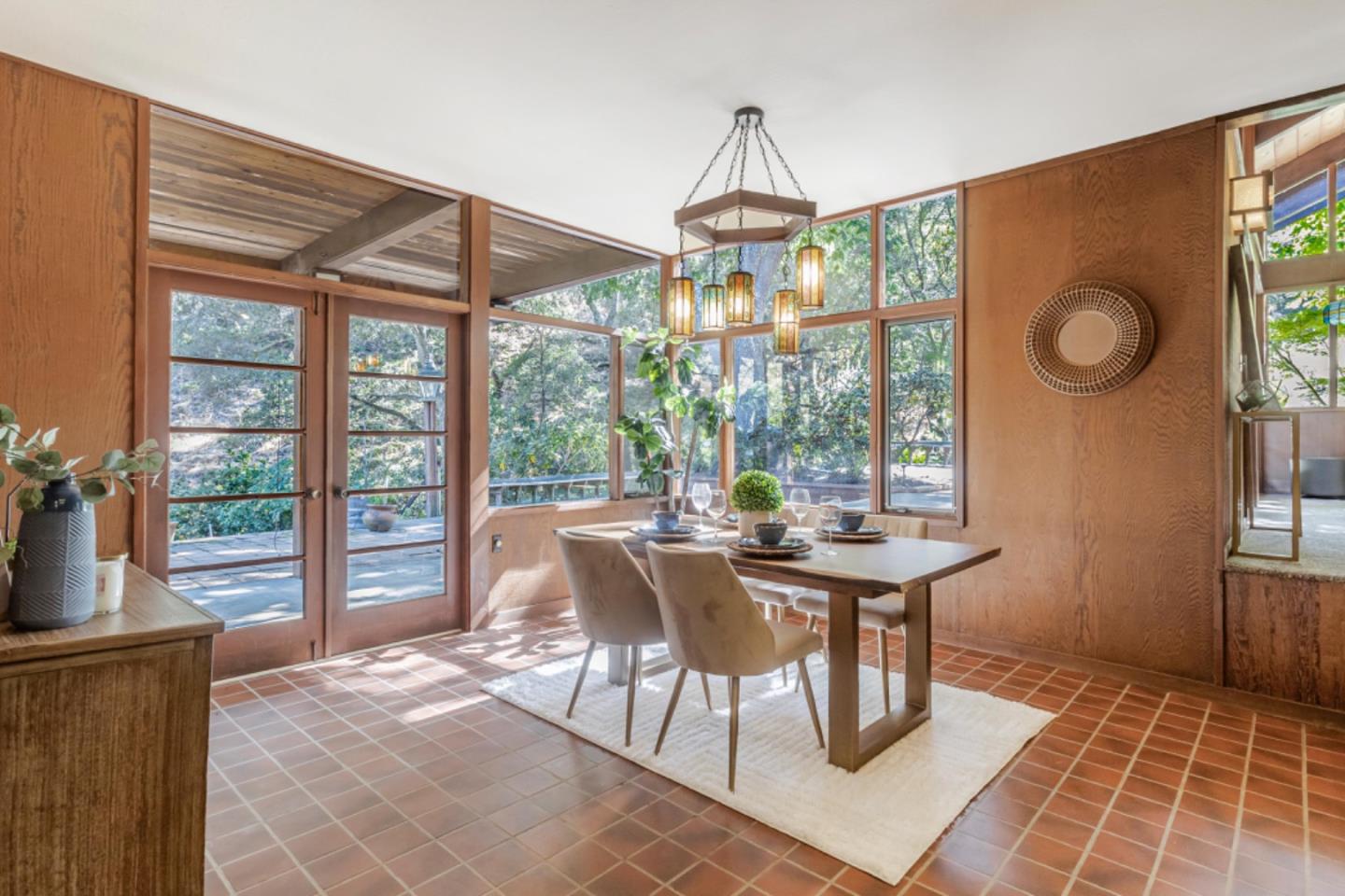 3145 Bandera Drive