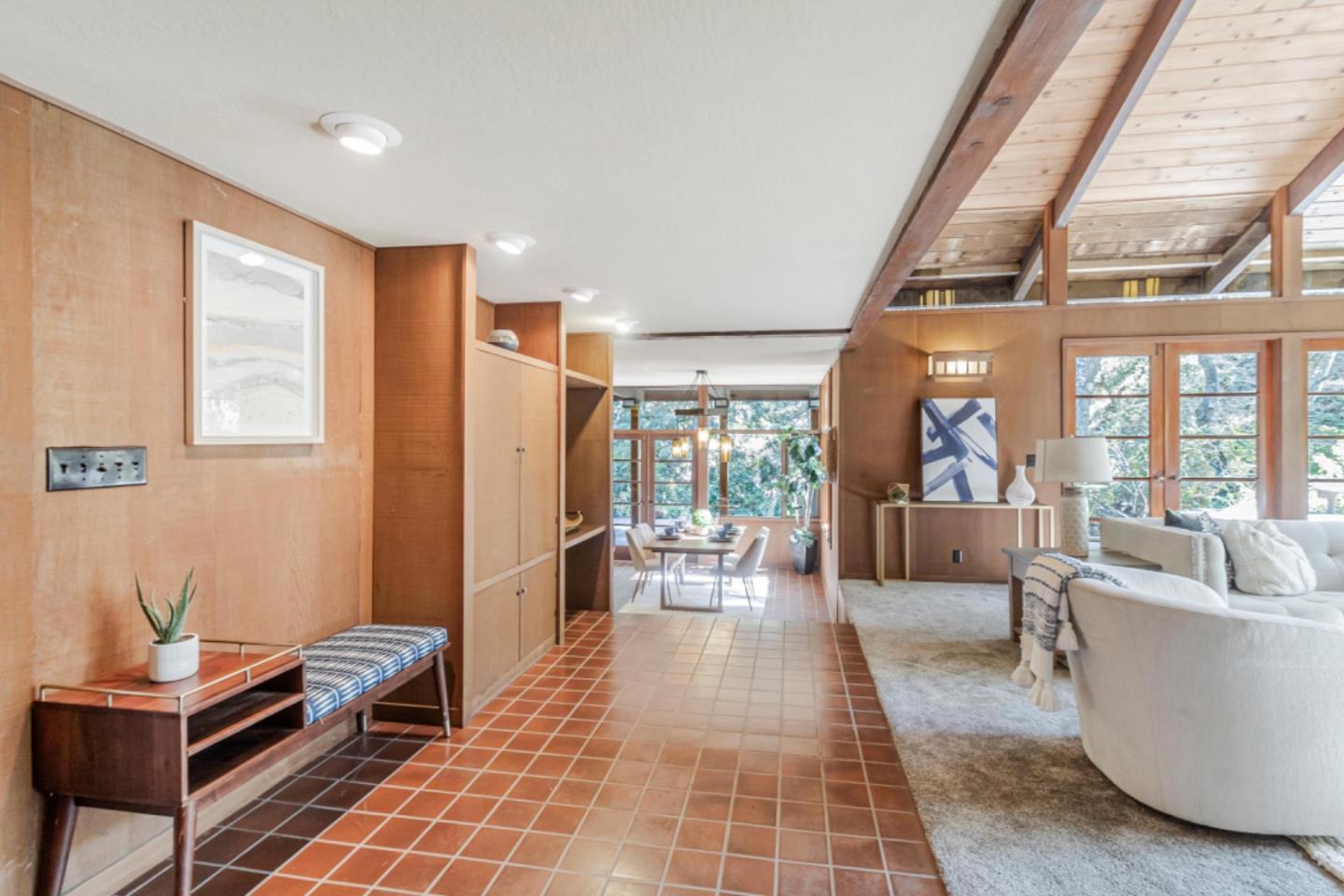 3145 Bandera Drive