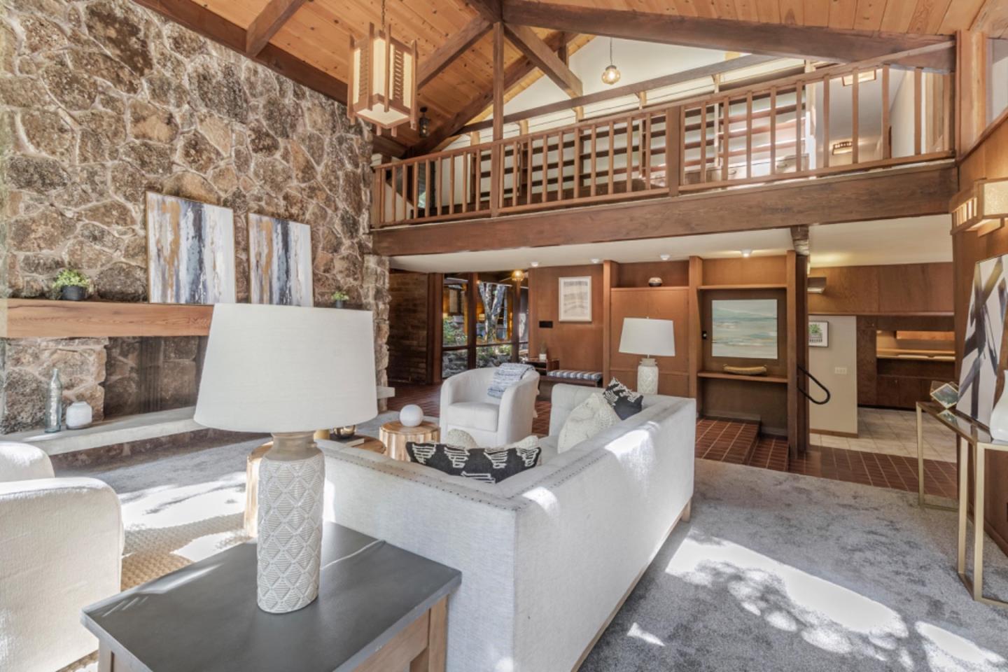 3145 Bandera Drive
