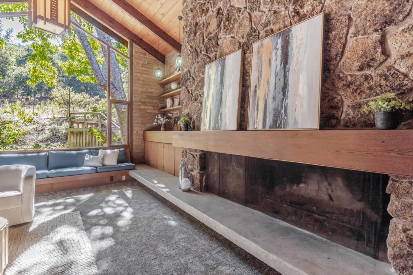 3145 Bandera Drive