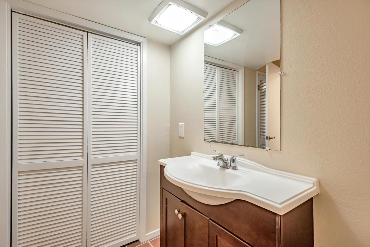 71 Eastridge Circle