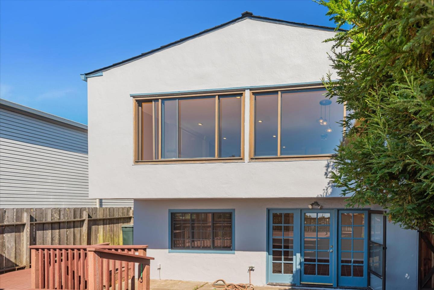 71 Eastridge Circle