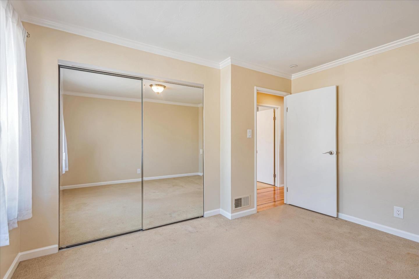 71 Eastridge Circle
