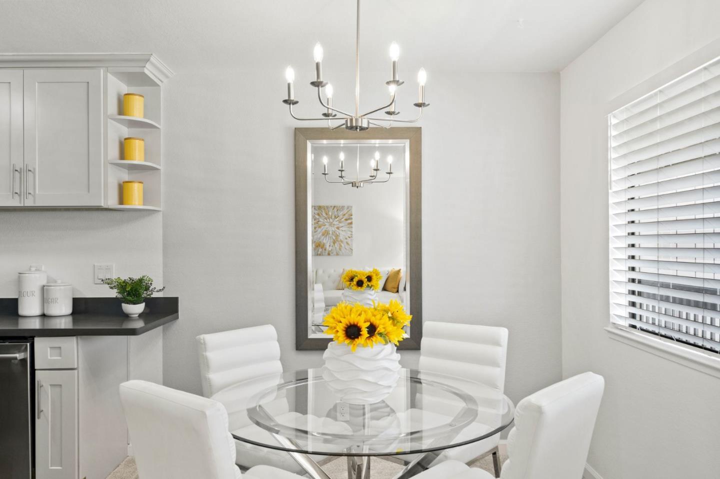 185 Union Avenue 76