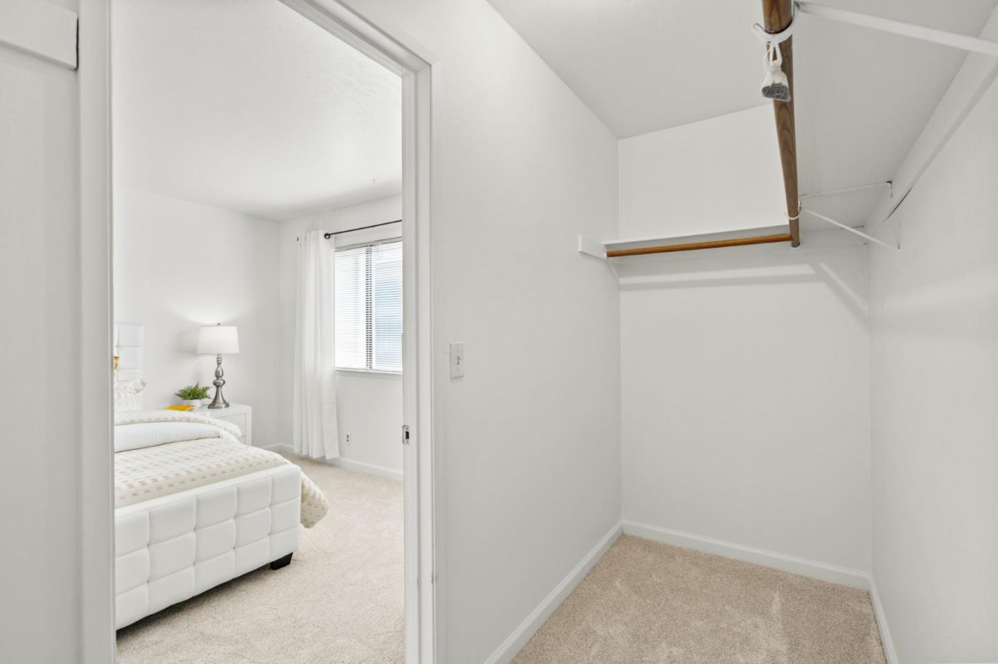 185 Union Avenue 76