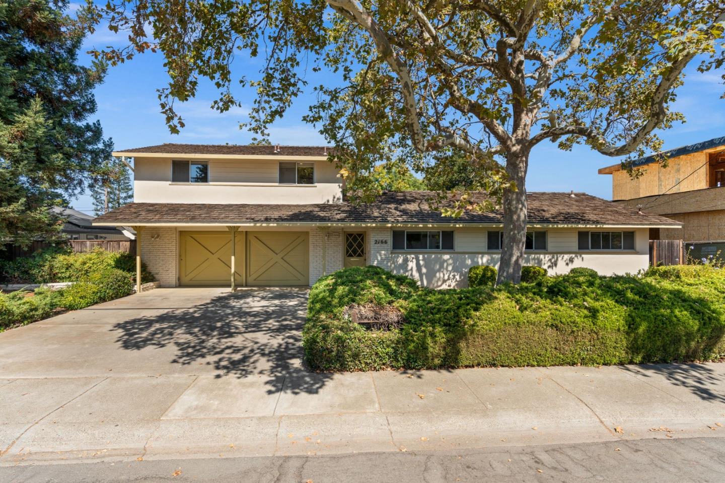 2166 Jardin Drive