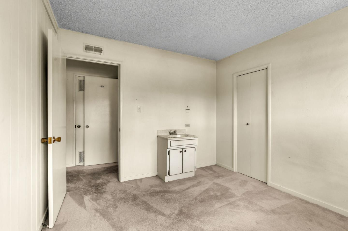 2166 Jardin Drive
