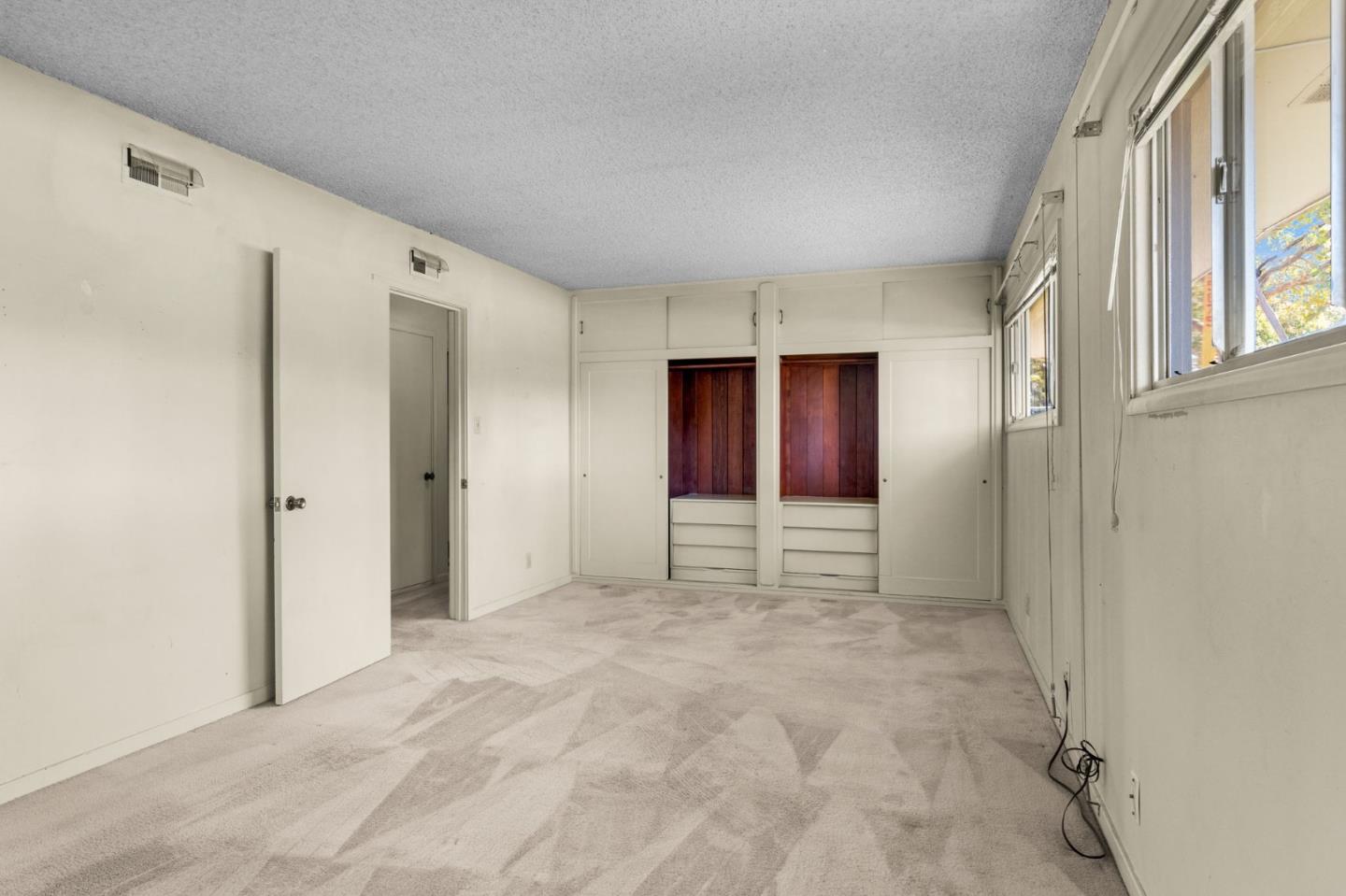 2166 Jardin Drive