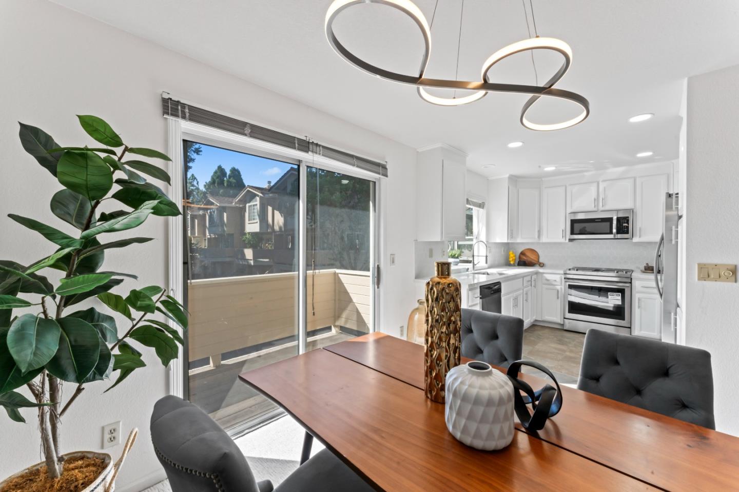 705 Hibiscus Place
