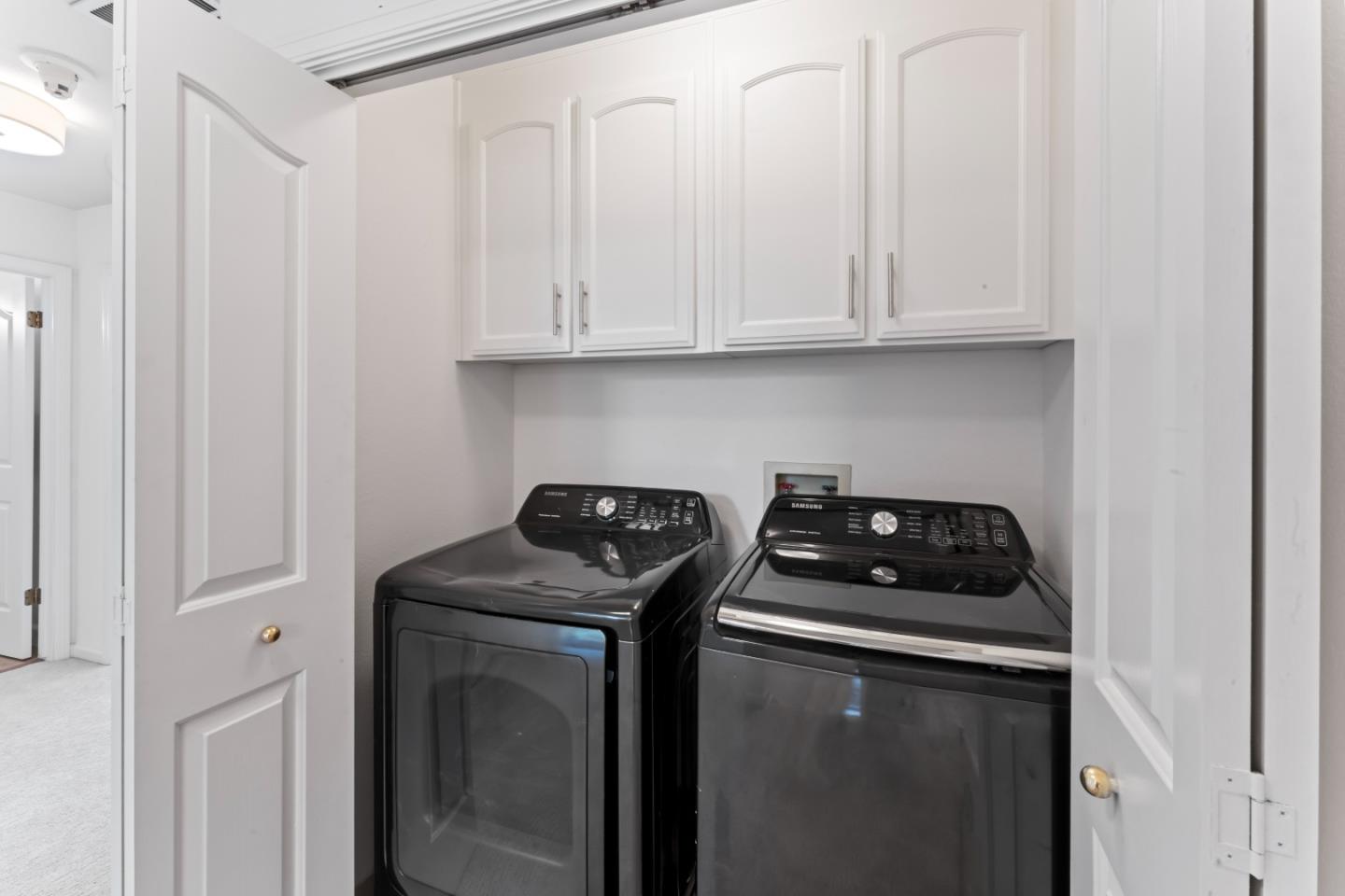 705 Hibiscus Place