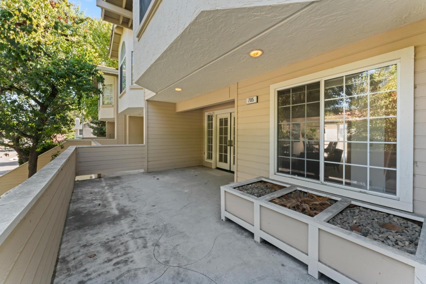705 Hibiscus Place