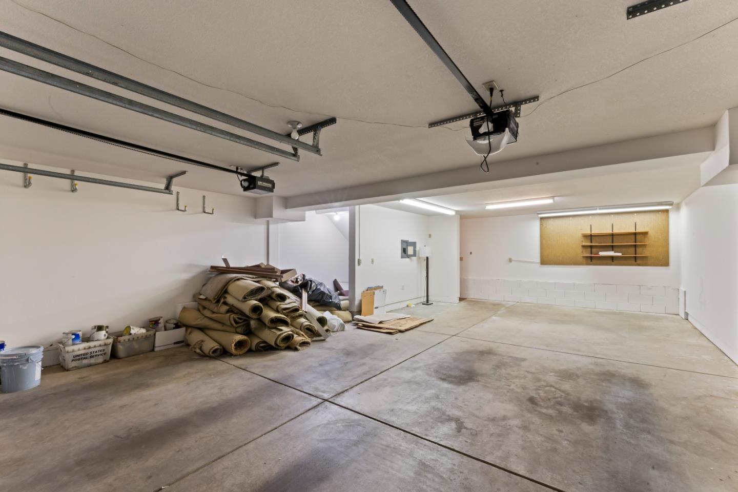 705 Hibiscus Place