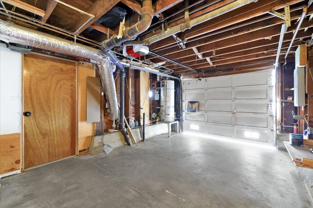182 Tioga Avenue