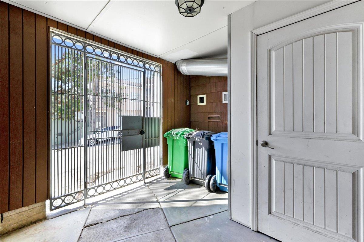 182 Tioga Avenue
