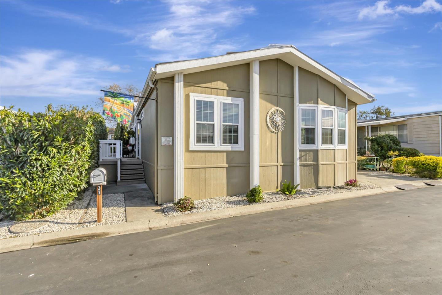 5770 Winfield Boulevard Unit: 37