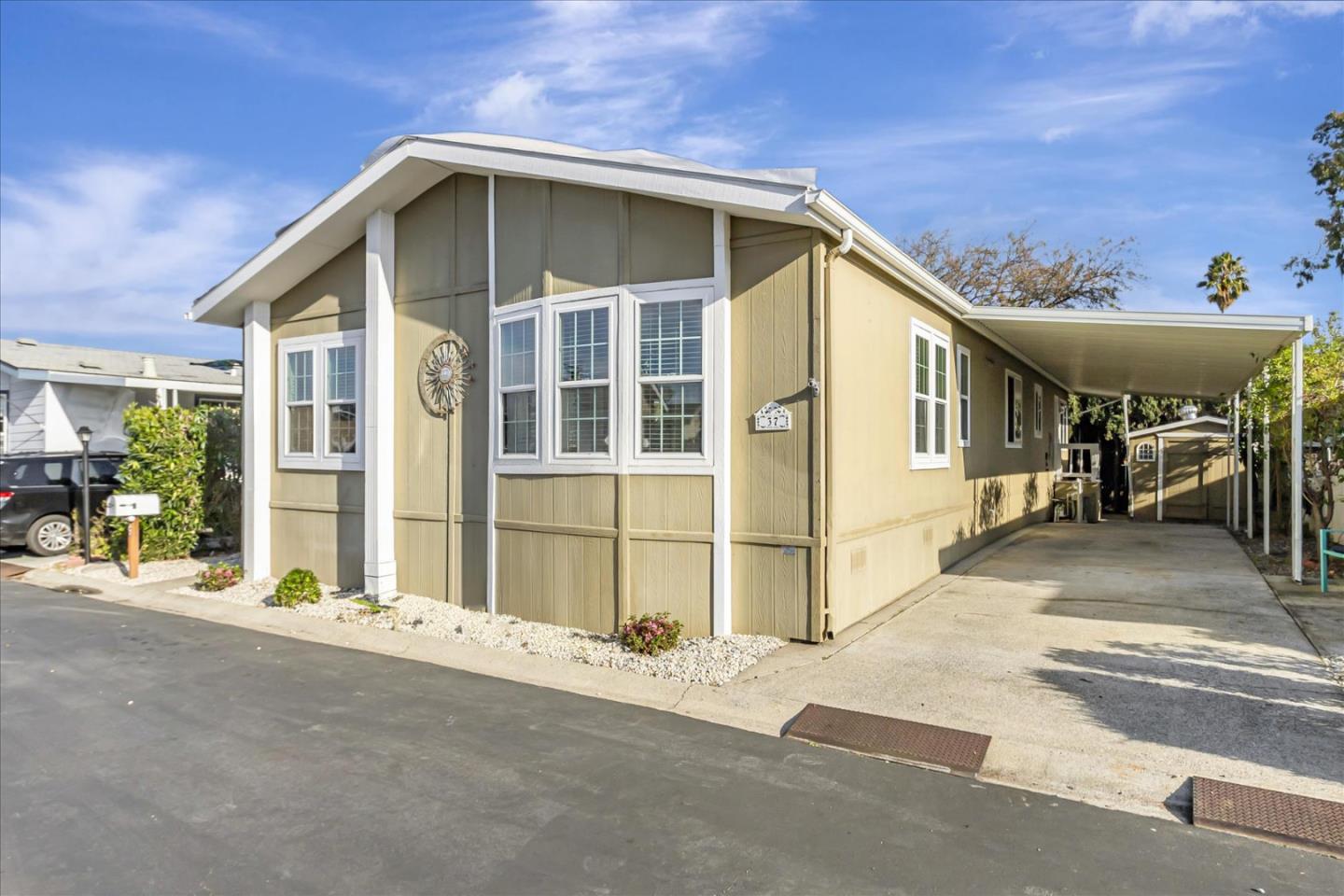 5770 Winfield Boulevard Unit: 37