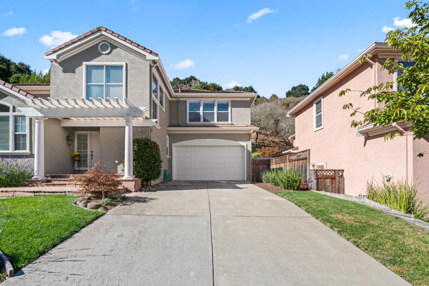 2620 Carlmont Drive