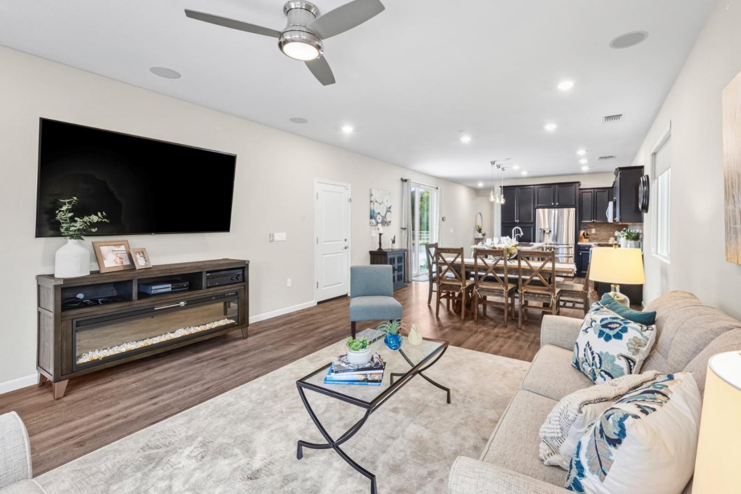 2541 Grassland Way