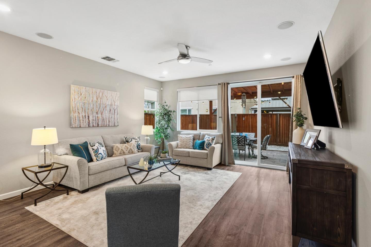2541 Grassland Way