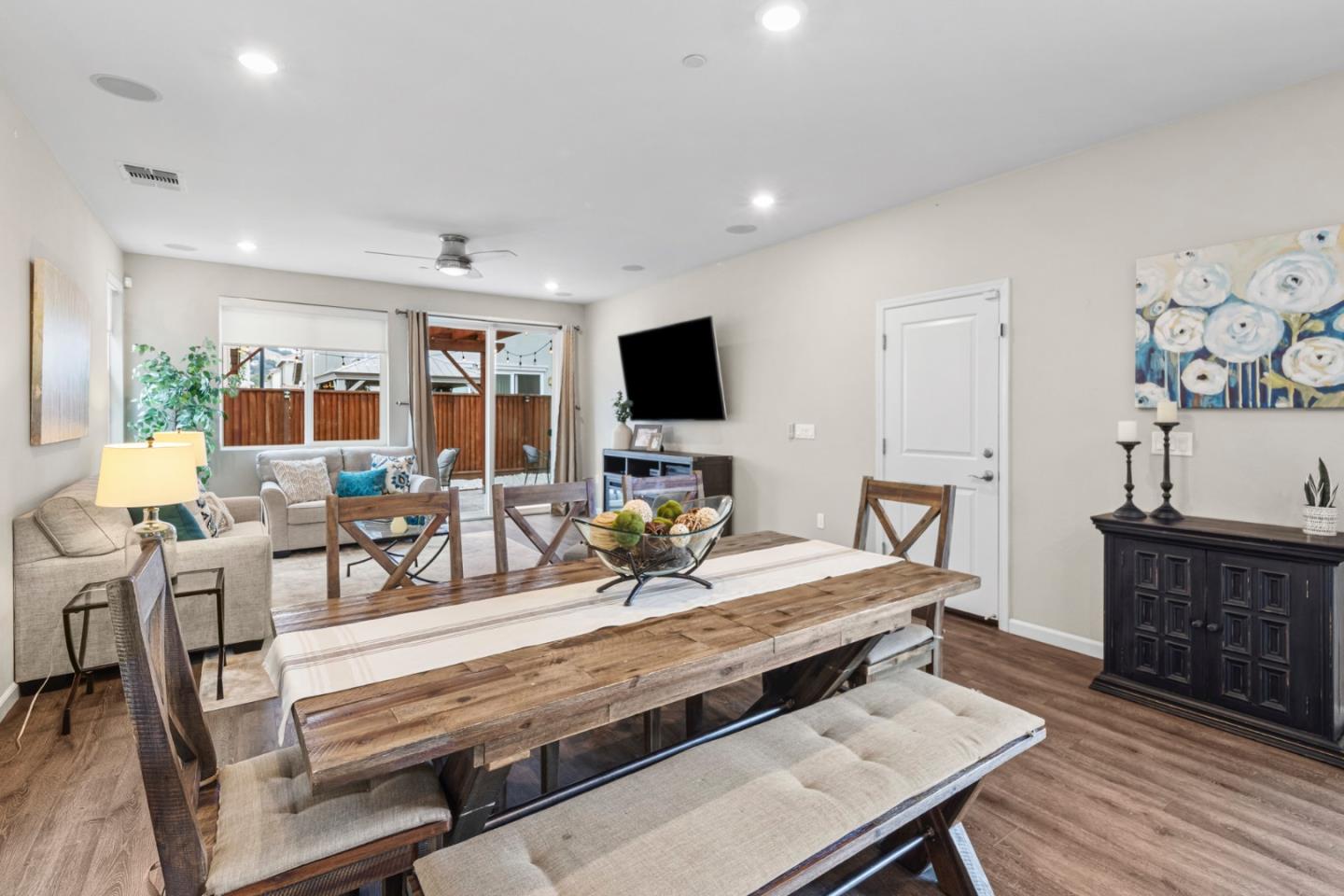 2541 Grassland Way