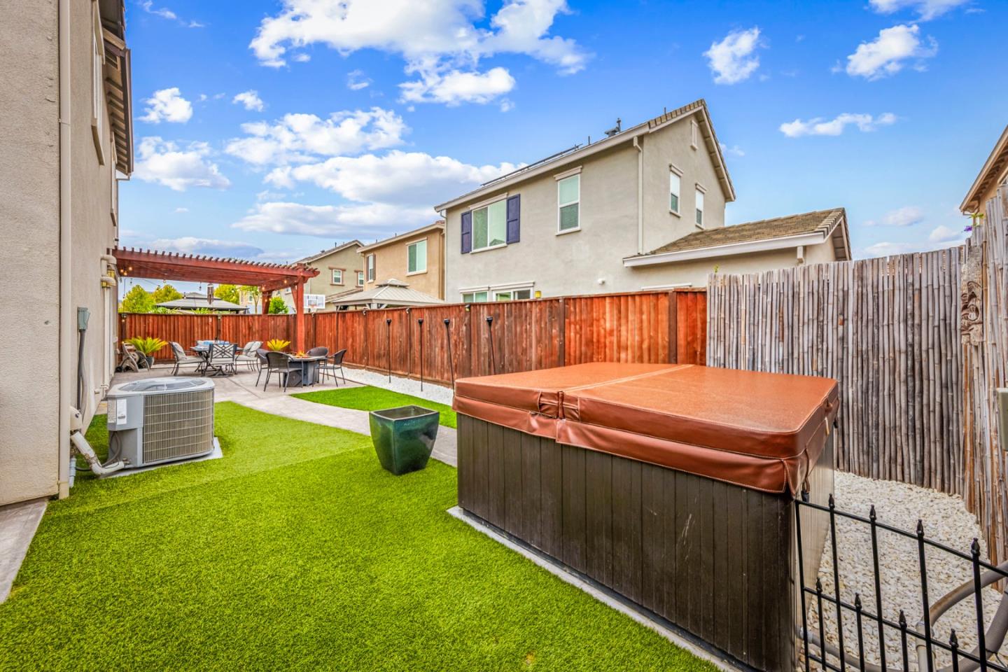 2541 Grassland Way