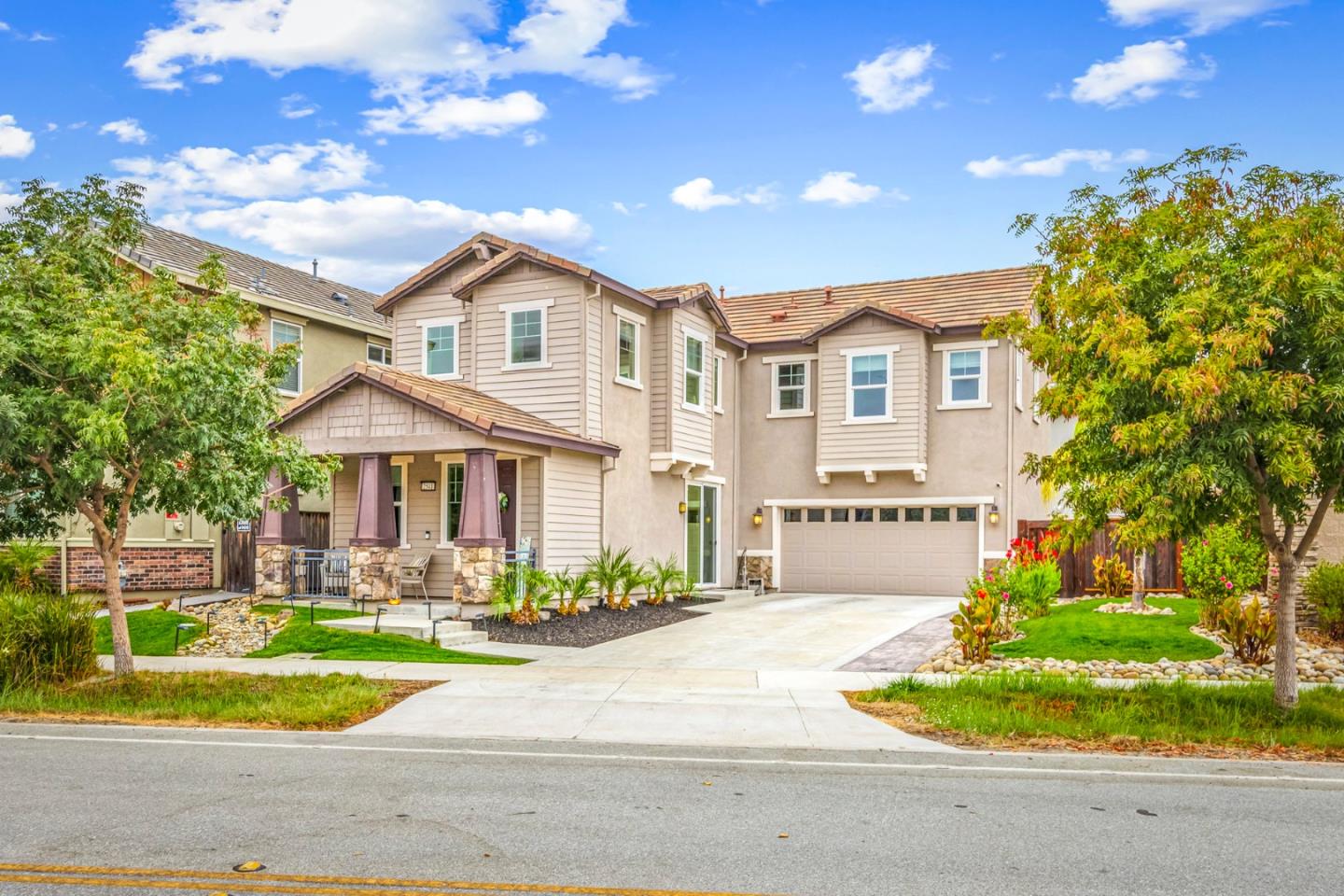 2541 Grassland Way