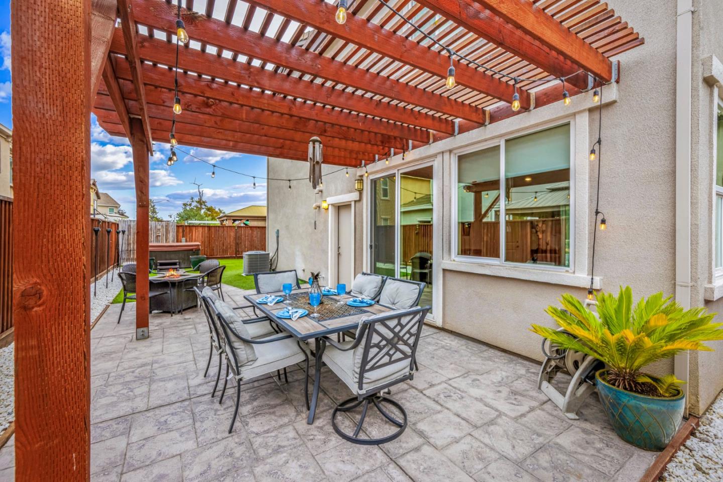 2541 Grassland Way