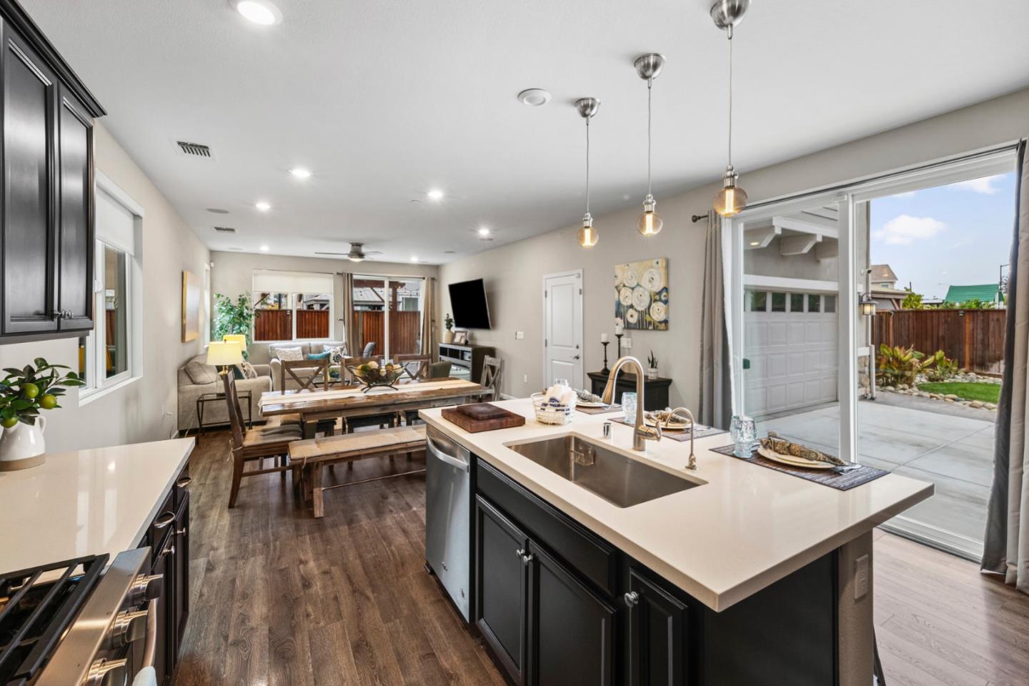 2541 Grassland Way