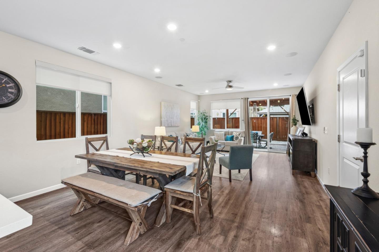 2541 Grassland Way