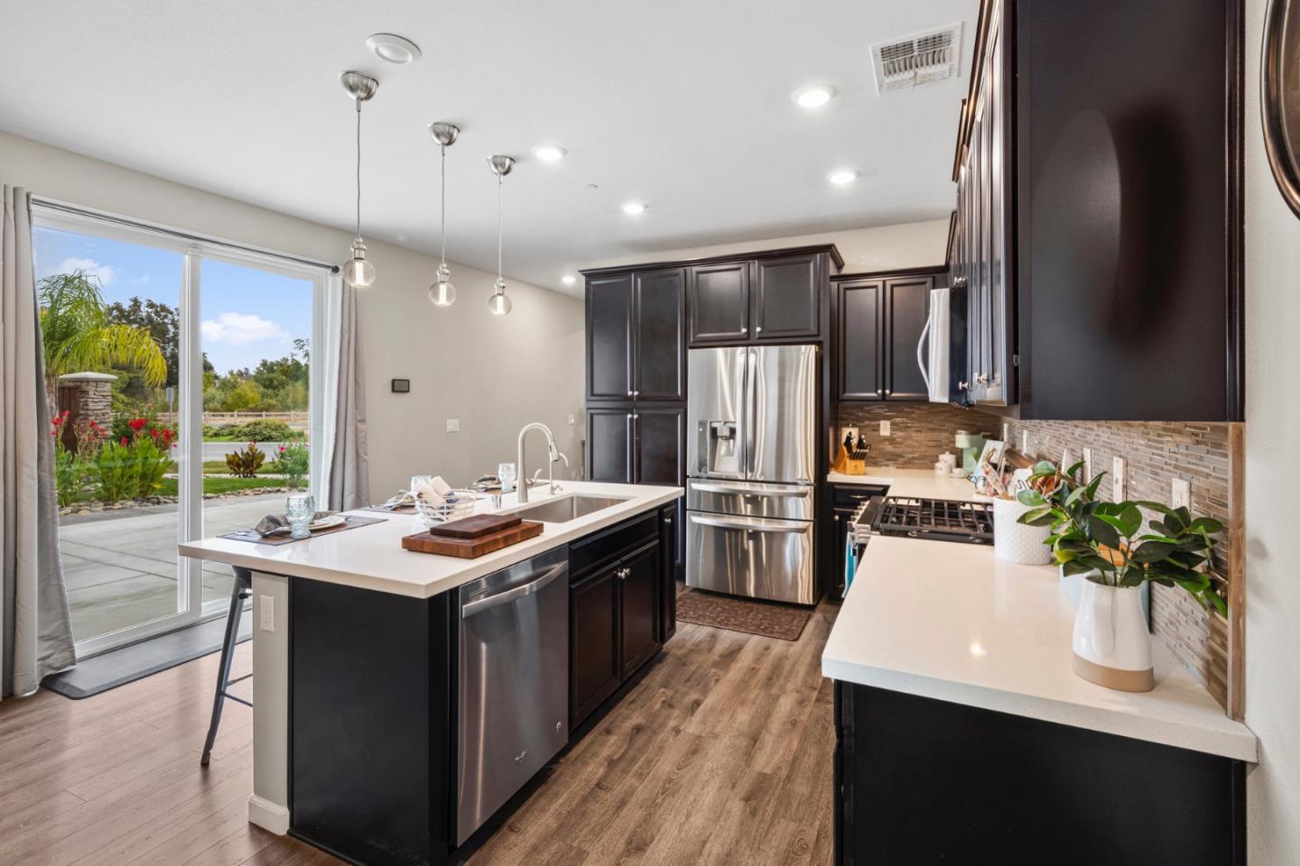 2541 Grassland Way