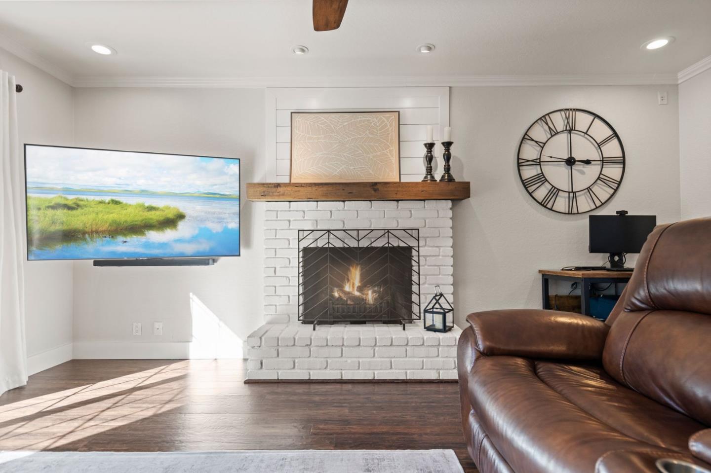 5679 Comanche Drive