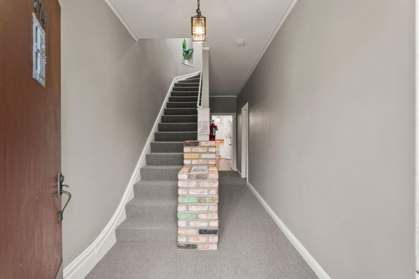 276 Valley Street
