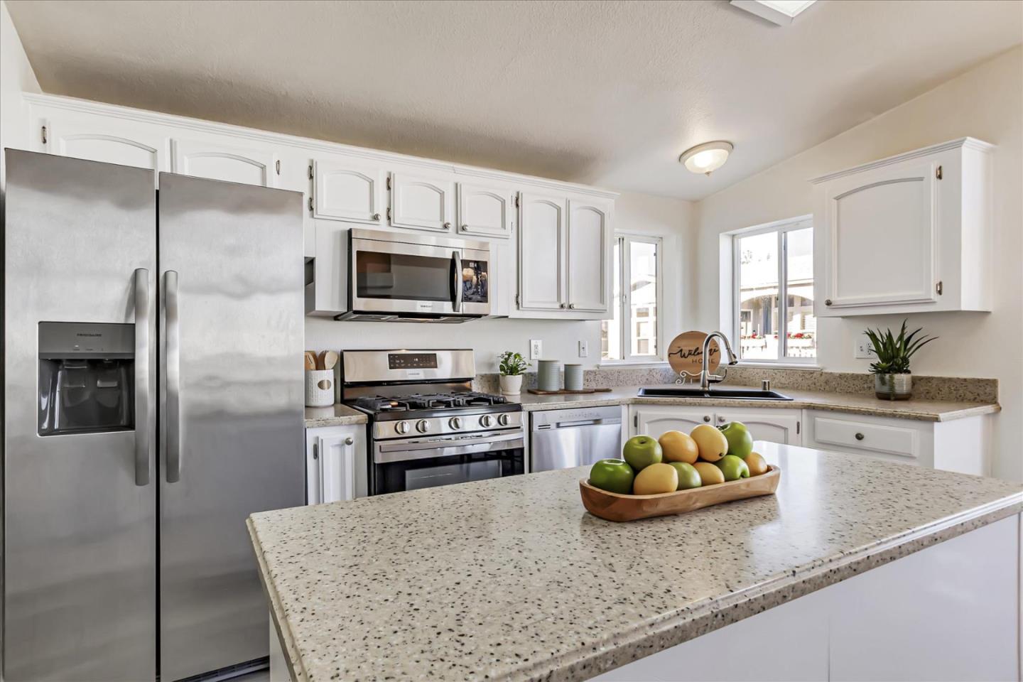 858 Villa Teresa Way Unit: 858