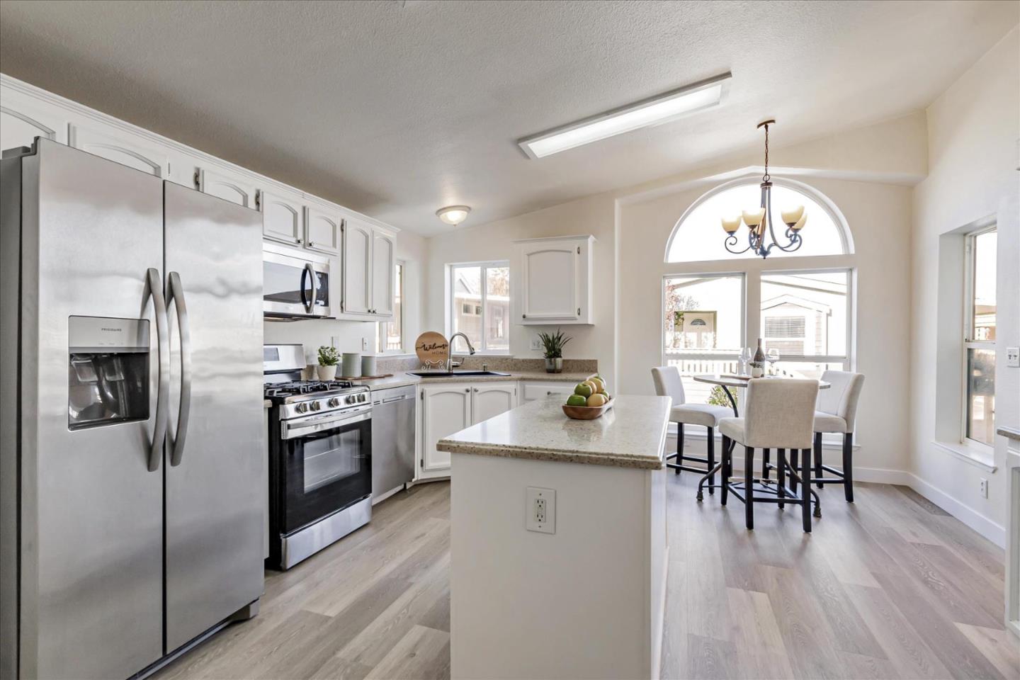 858 Villa Teresa Way Unit: 858