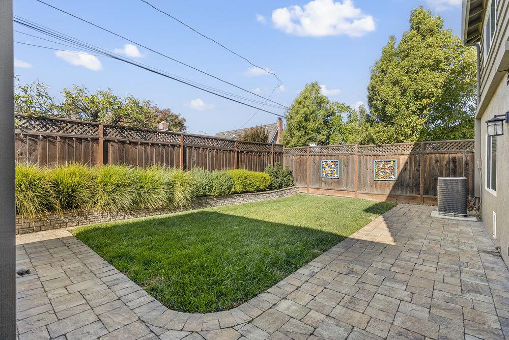 2525 Ontario Drive