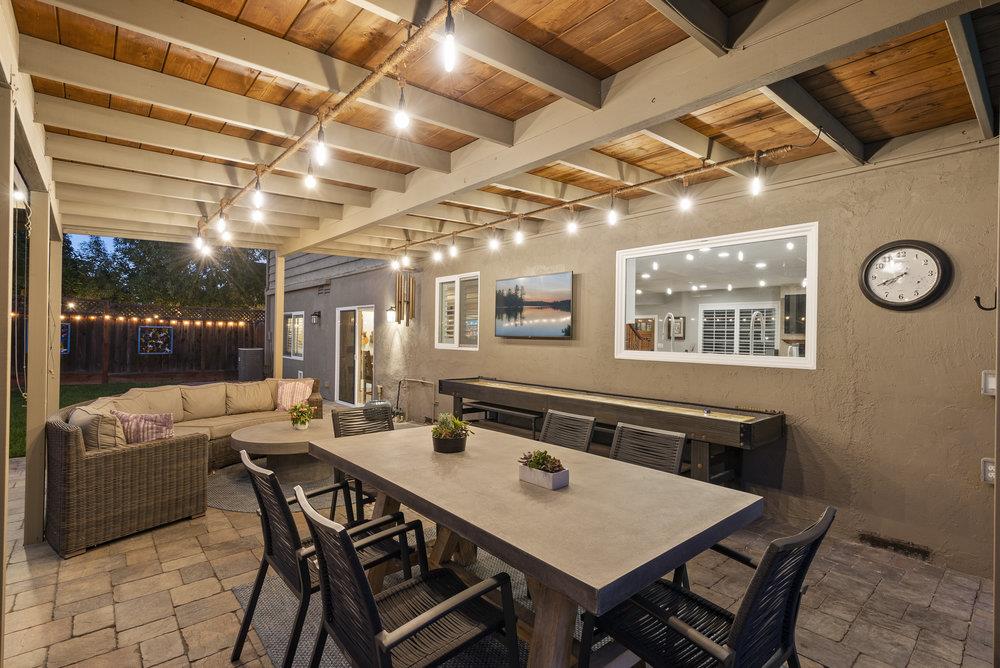 2525 Ontario Drive