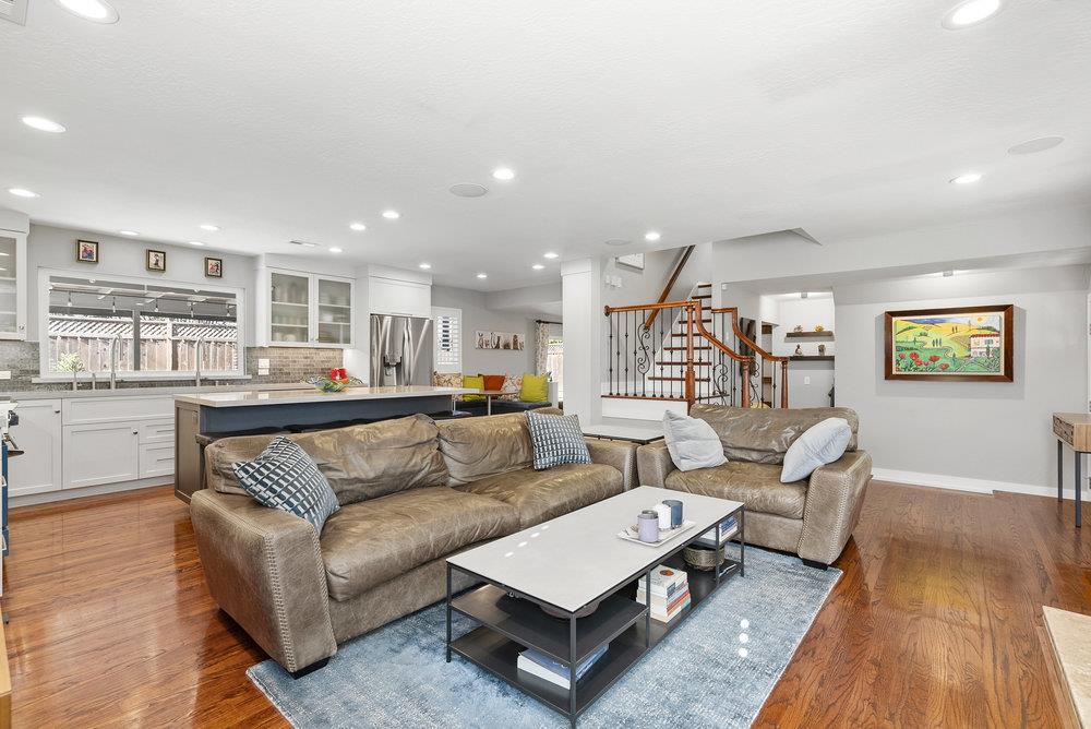 2525 Ontario Drive