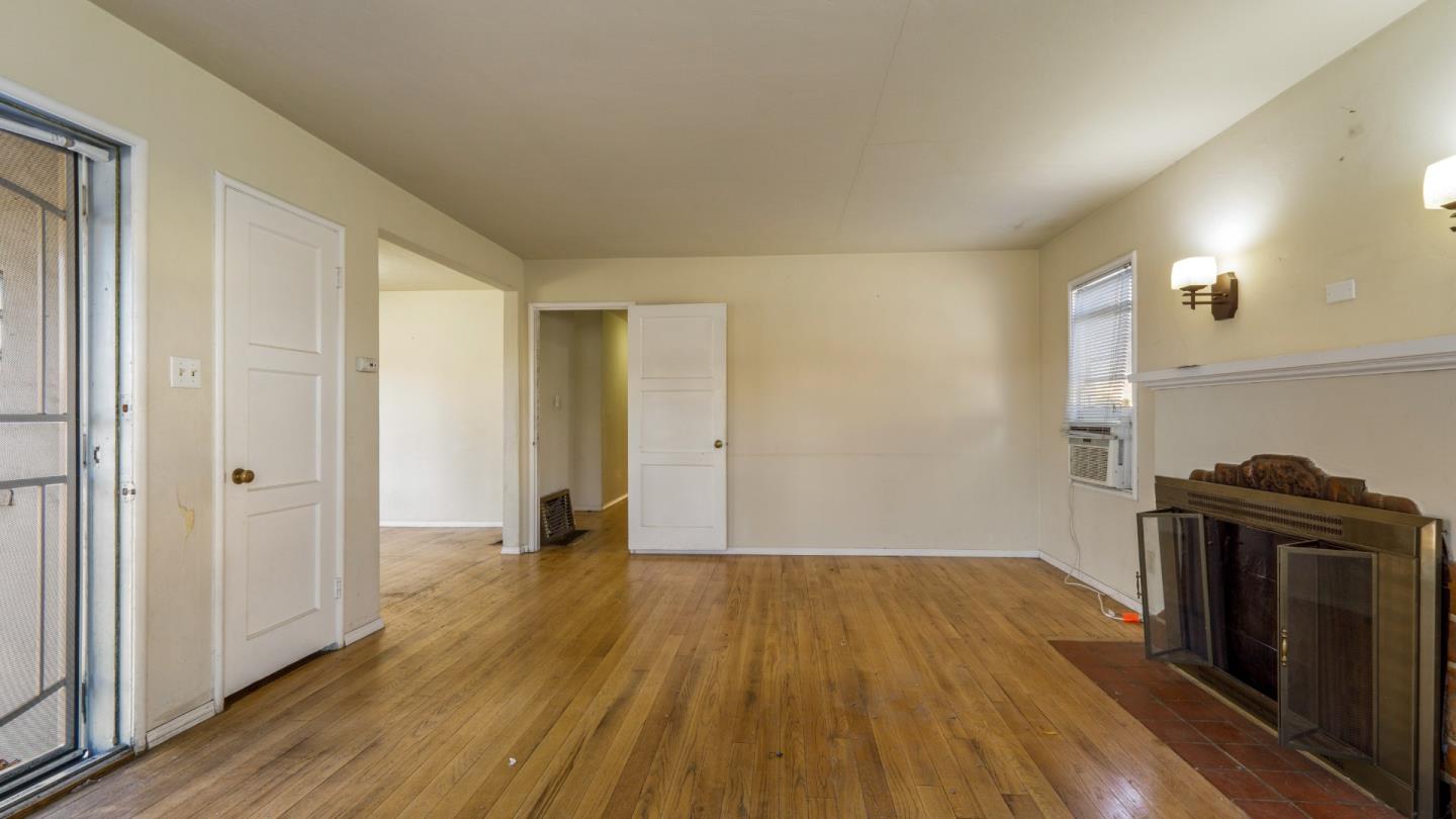 1107 North 4th Street
