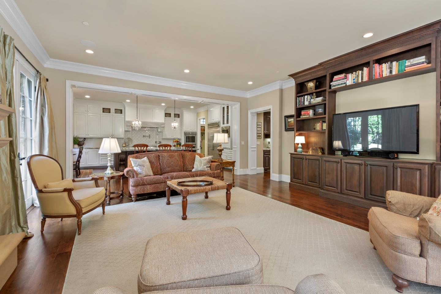 1187 Clark Way