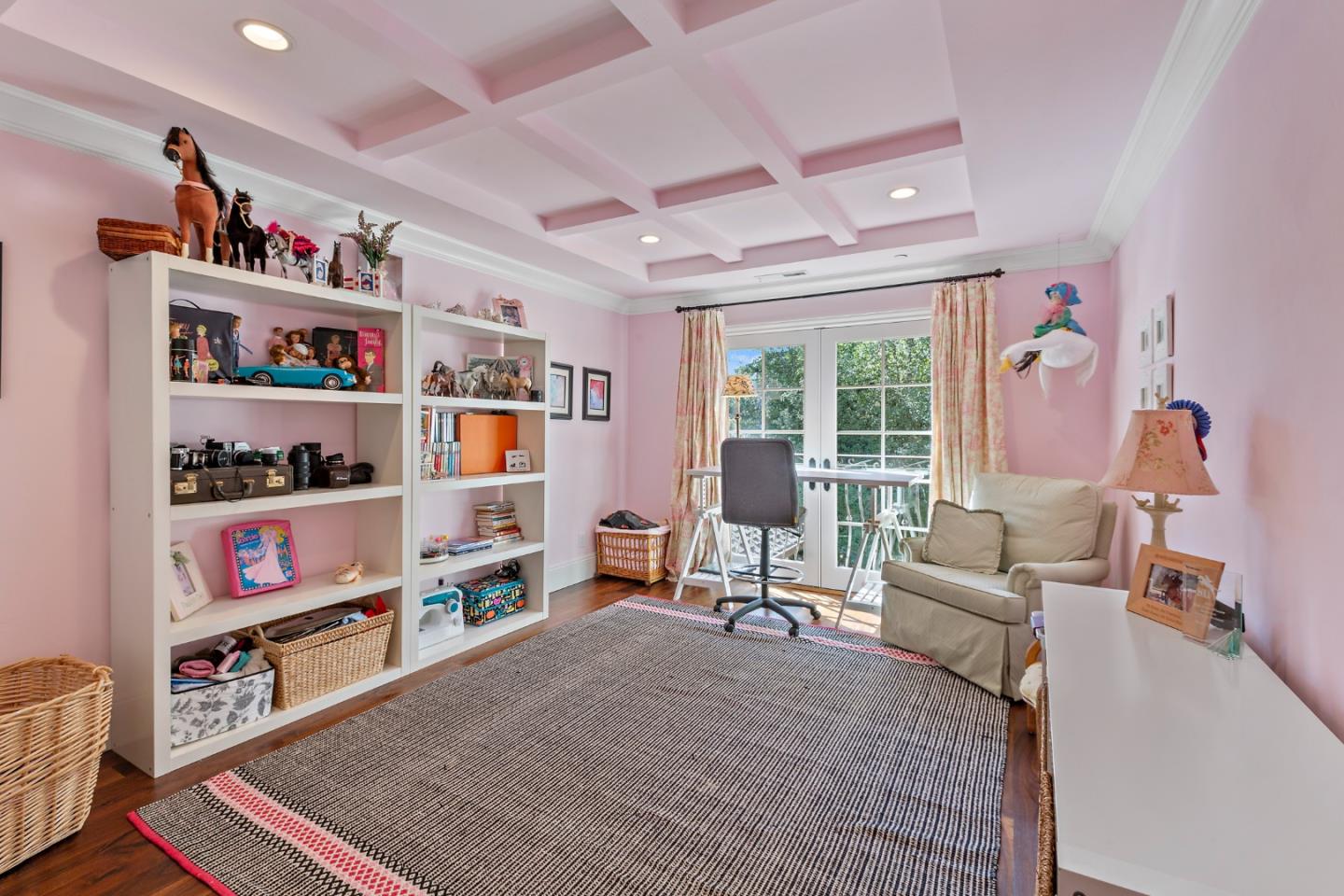 1187 Clark Way