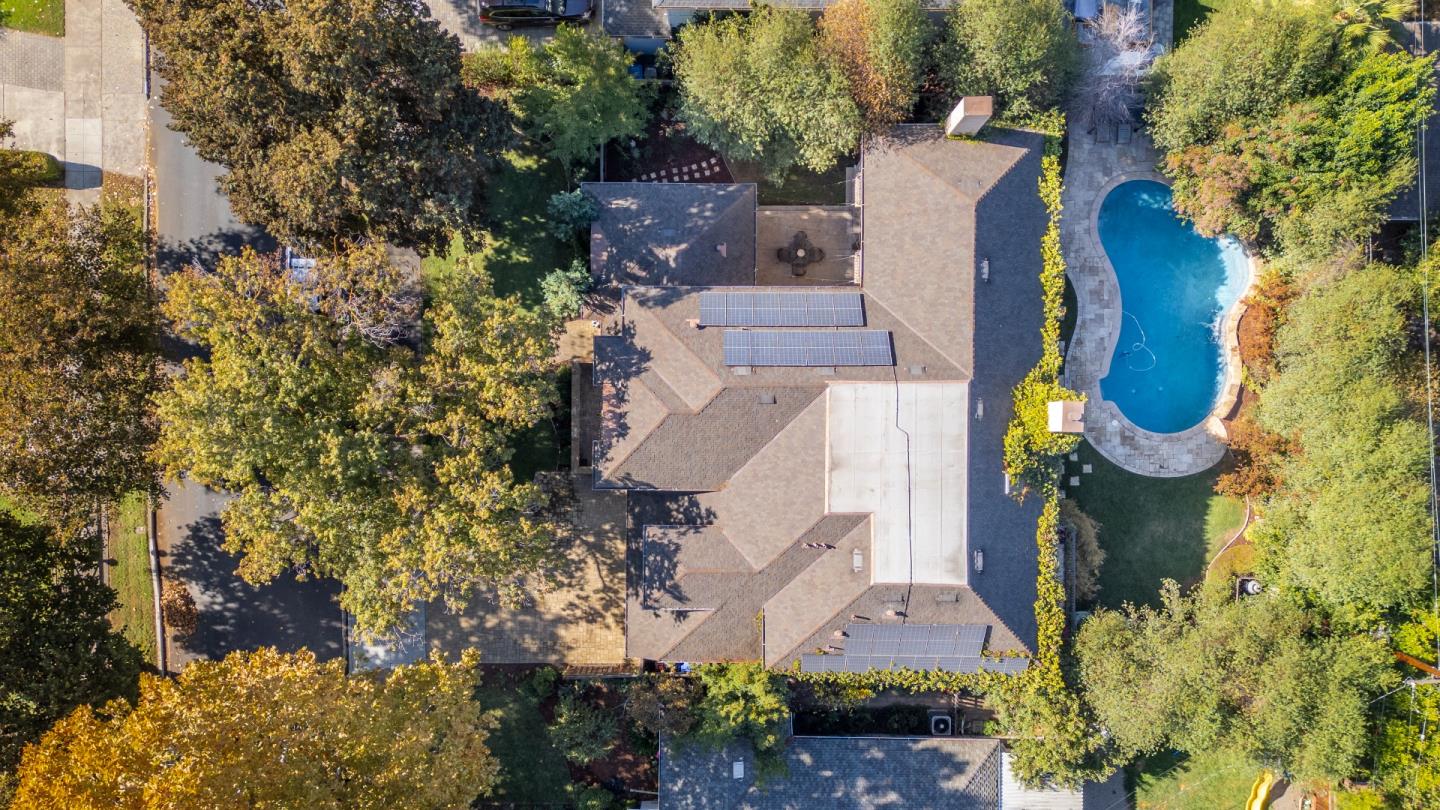 1187 Clark Way