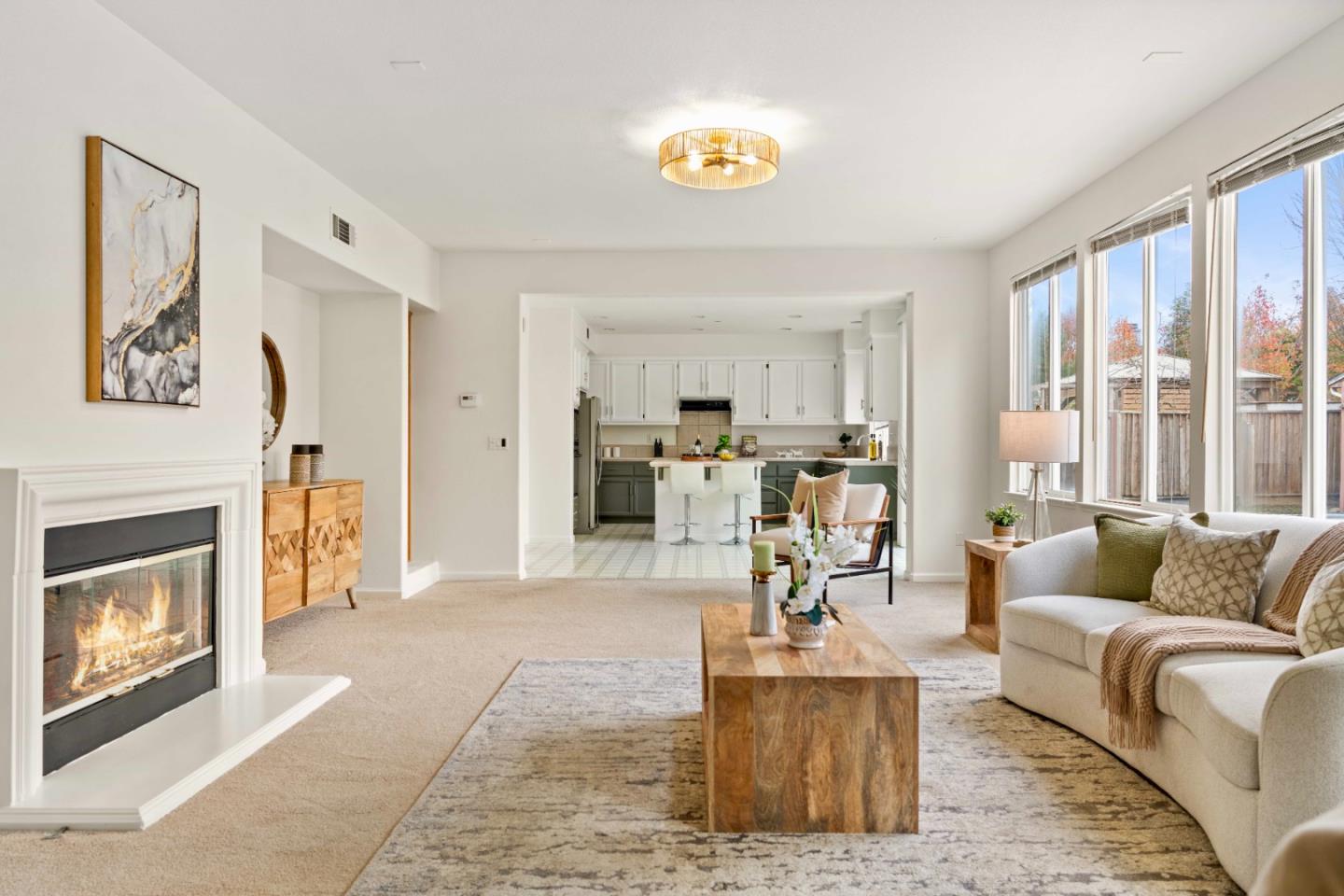 422 Kensington Way