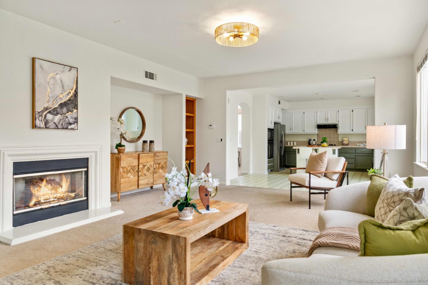 422 Kensington Way