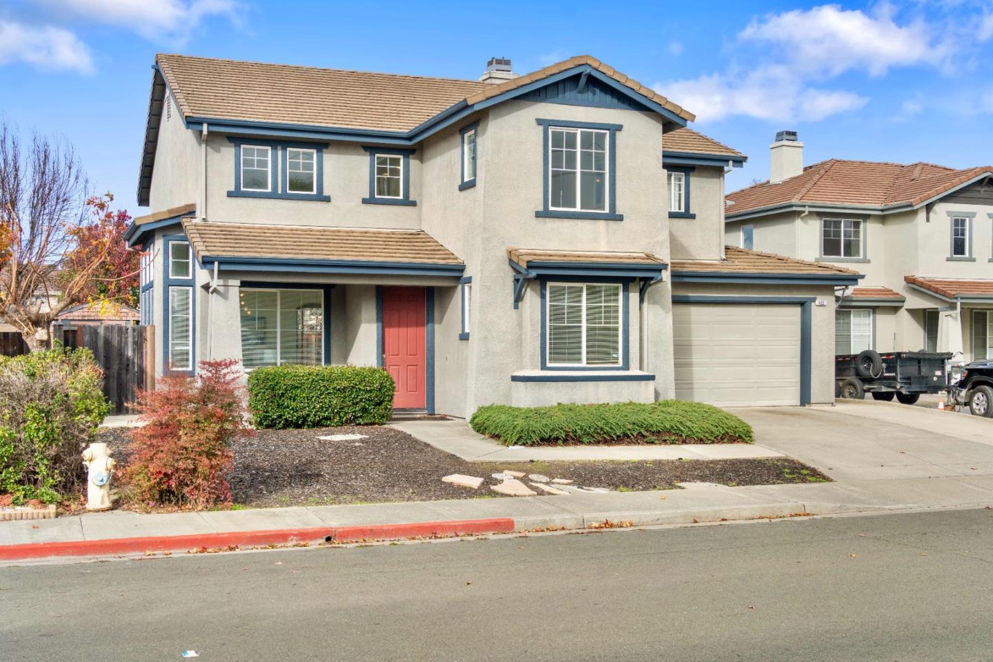 422 Kensington Way
