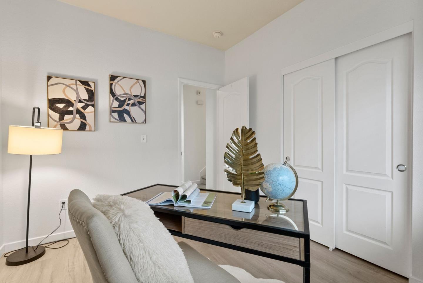 658 Kingsford Way