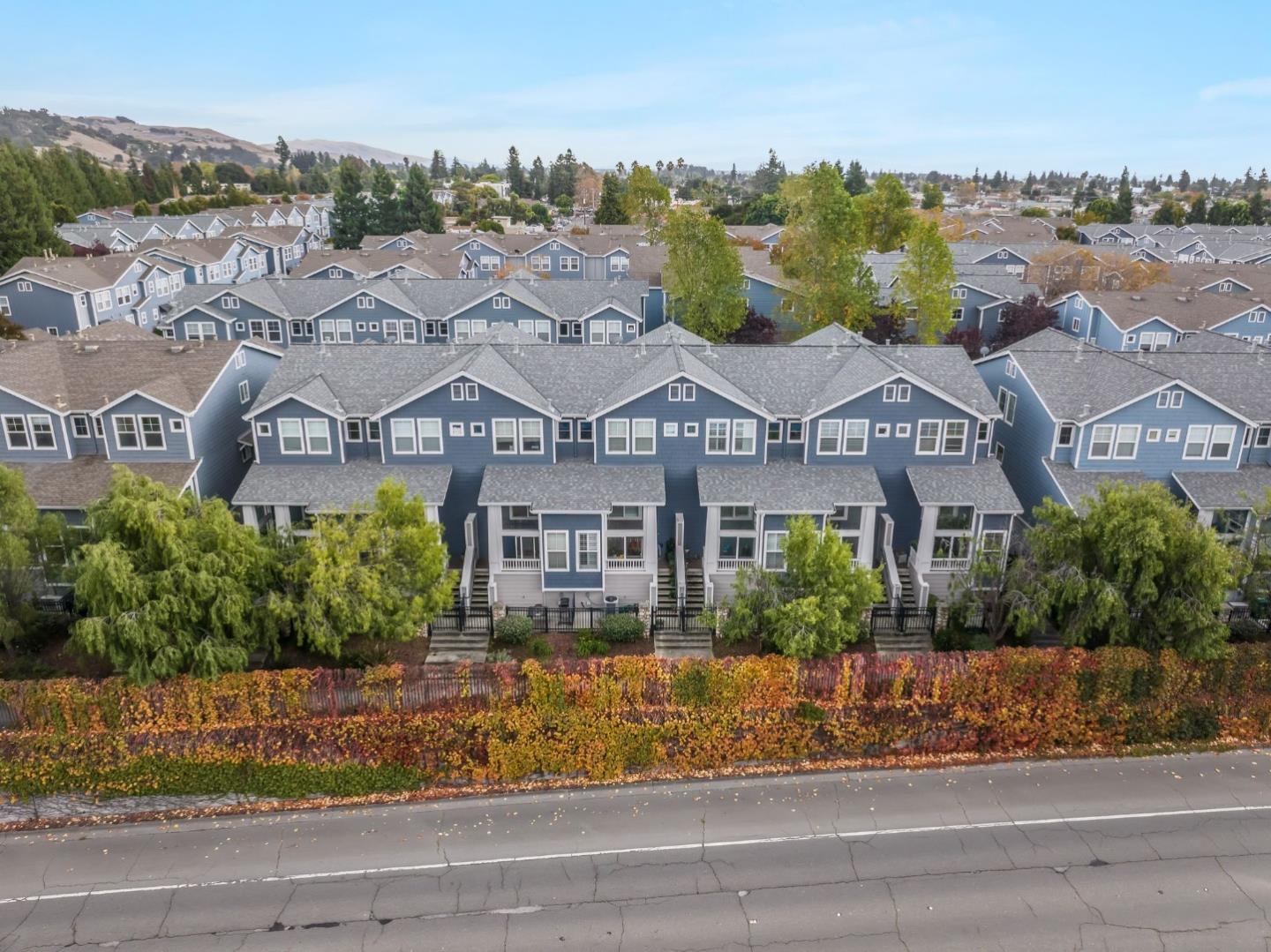 658 Kingsford Way